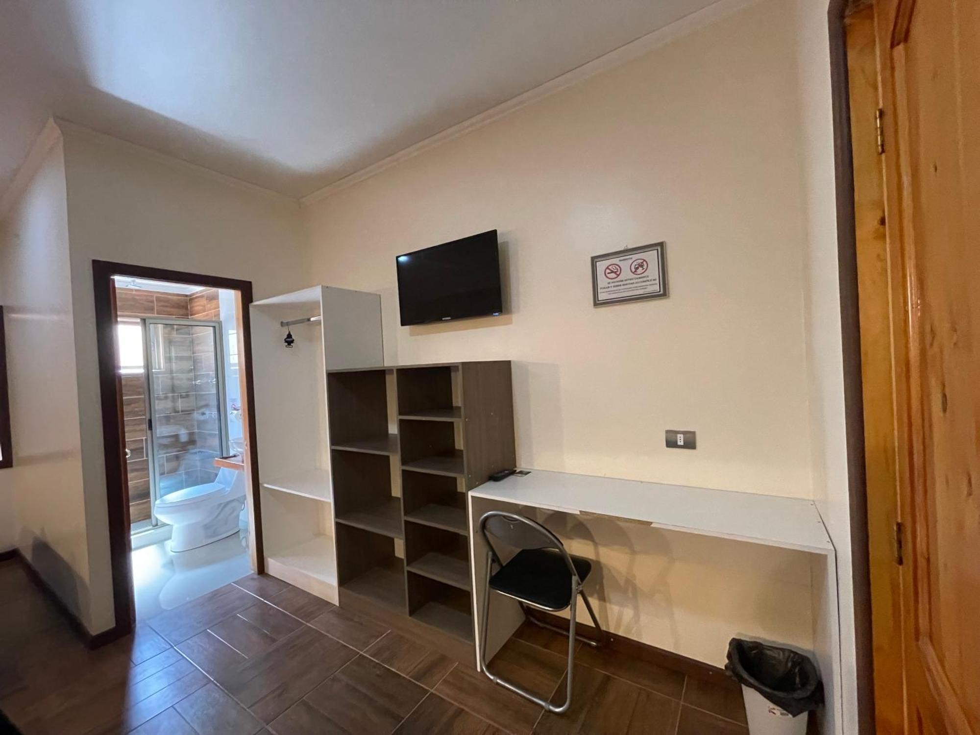 Residencial Victoria Said Hotell Linares Eksteriør bilde