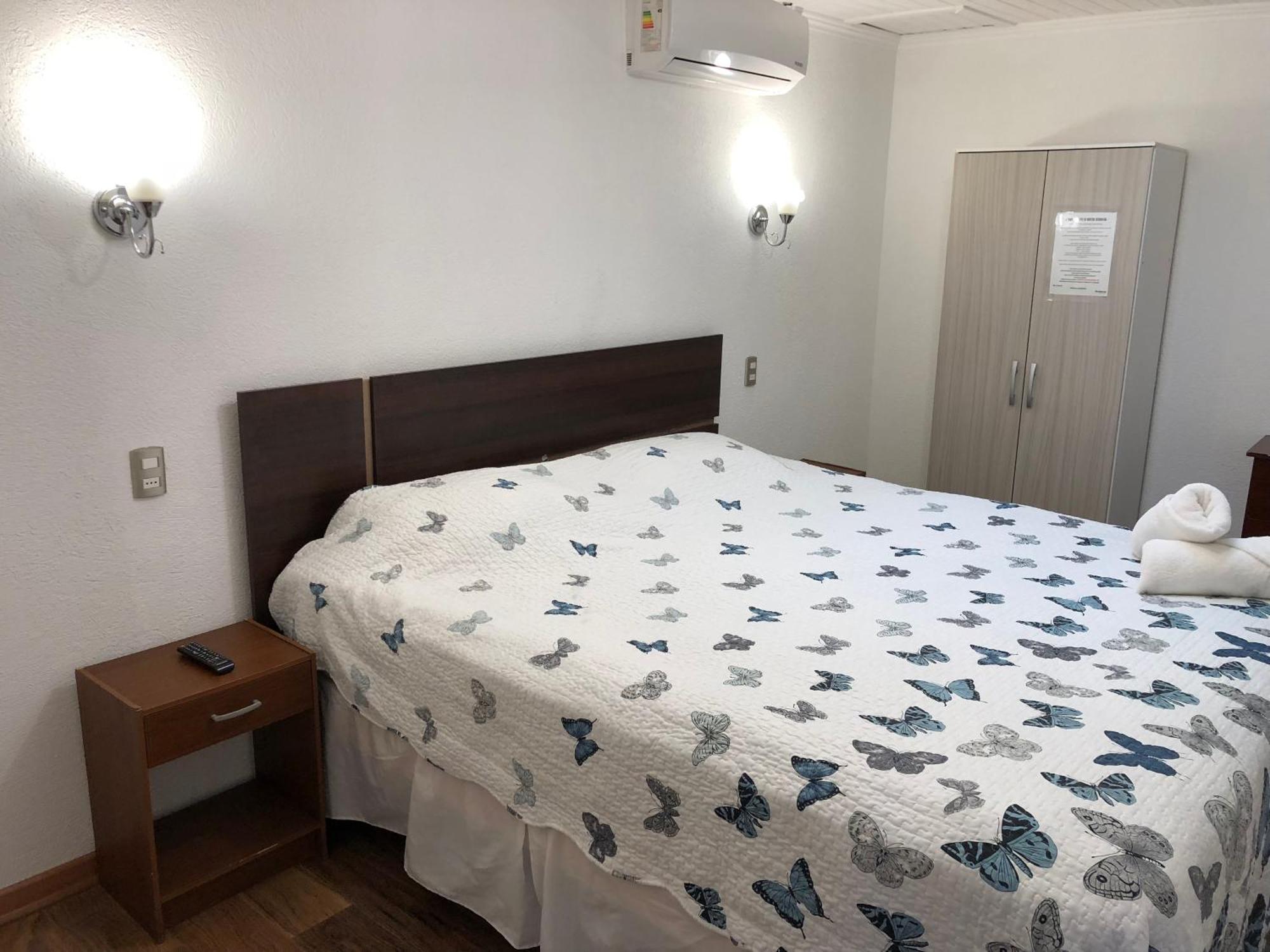 Residencial Victoria Said Hotell Linares Eksteriør bilde