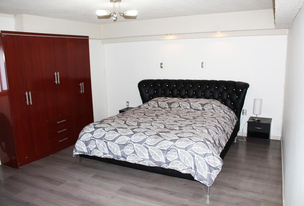 Residencial Victoria Said Hotell Linares Eksteriør bilde