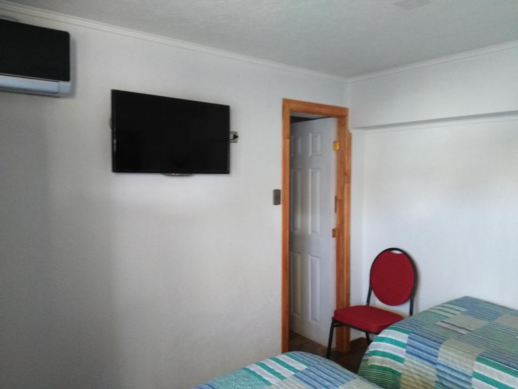 Residencial Victoria Said Hotell Linares Eksteriør bilde